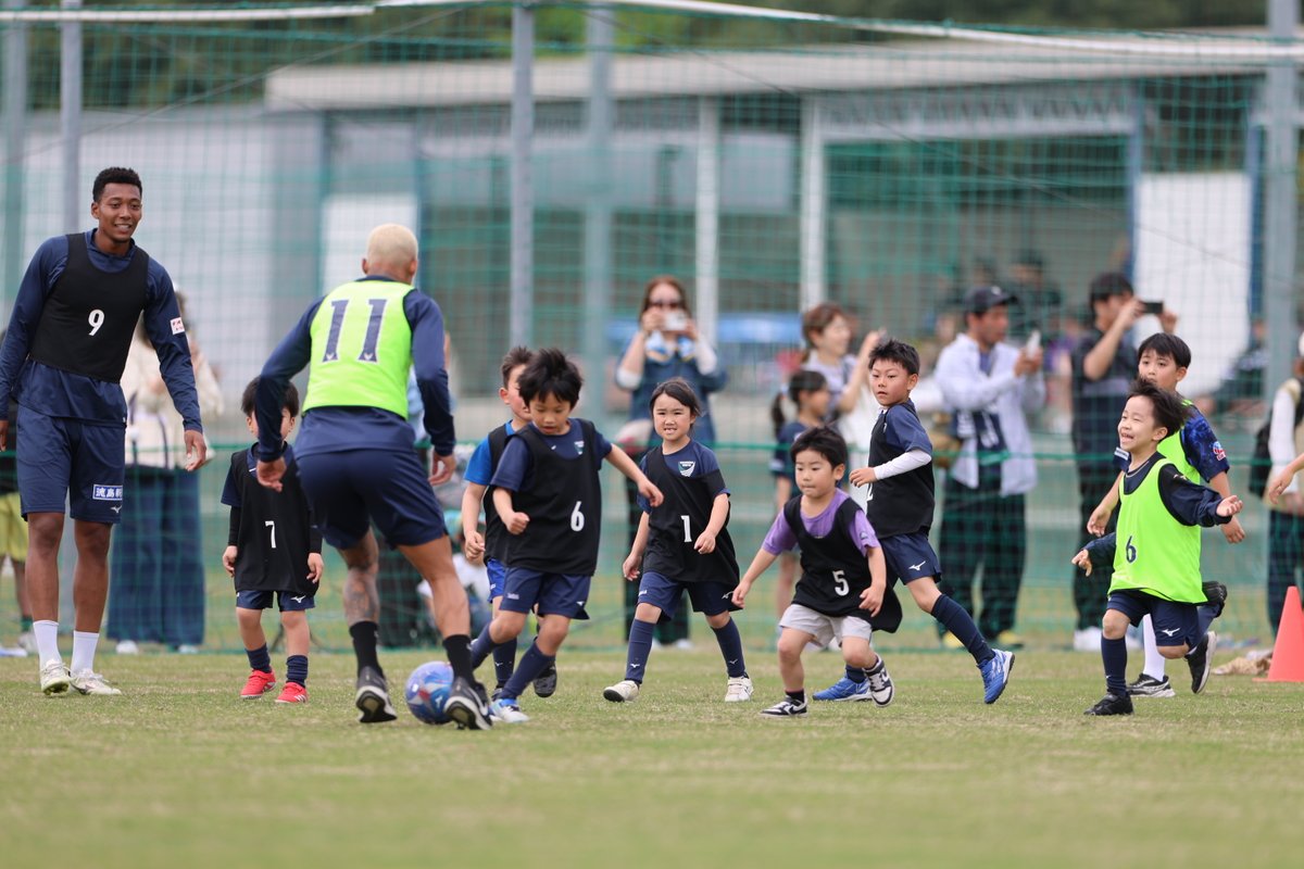 4/22(水)四国放送「ゴジカル！」での『ヴォルティス通信』の放送内容をお知らせします📺

■内容
選手がサッカースクールの子どもたちと交流！
普段は見られない選手の表情ややり取りにも注目です👀

▶ vortis.jp/news/18092/

#vortis
#徳島ヴォルティス
#徳島とともに最高の瞬間を
