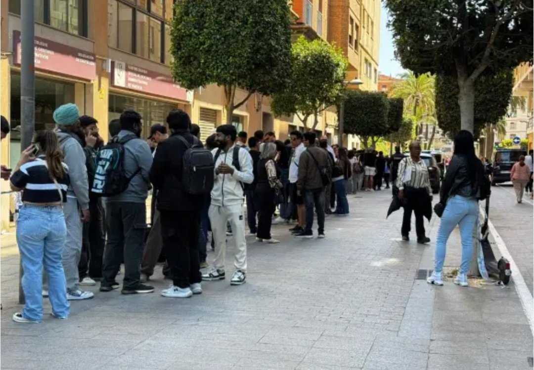 MartaSevilla tweet media