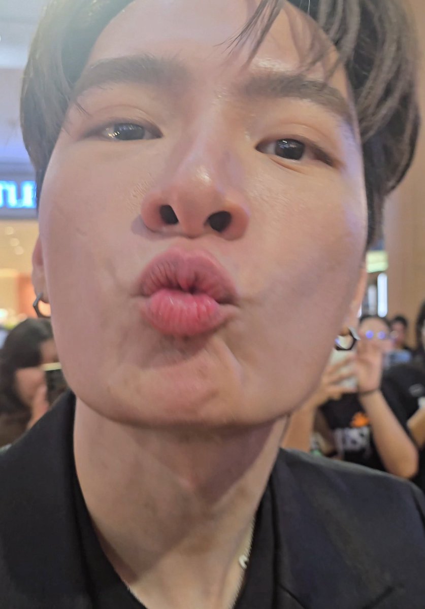 -a o r o a- ยยพิอ้อของคริสคนเดียว | จะอ้อยคริส tweet media