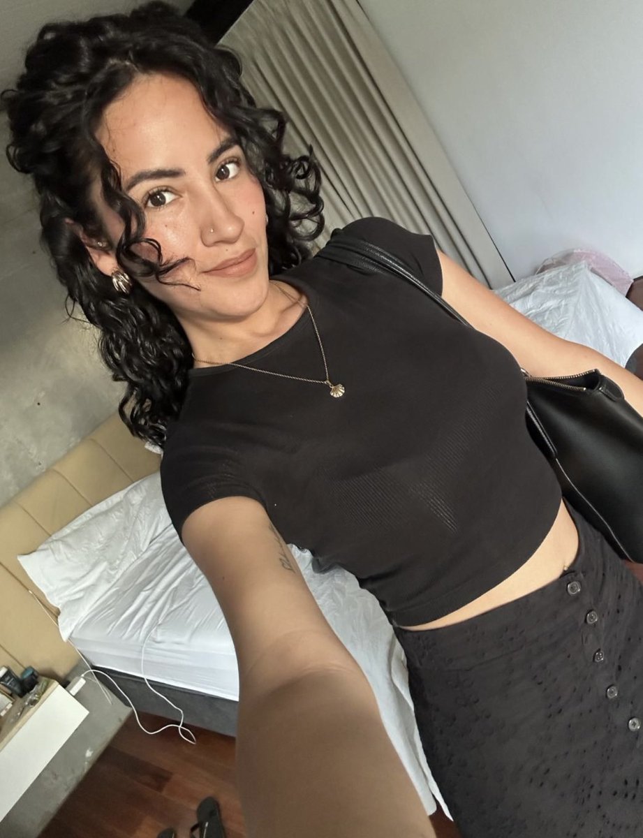 Aurélie💆‍♂️ tweet media