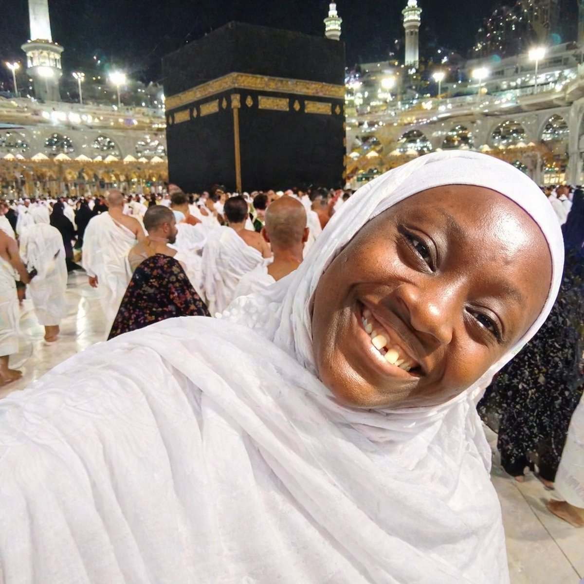 ADEOLA2423 tweet media