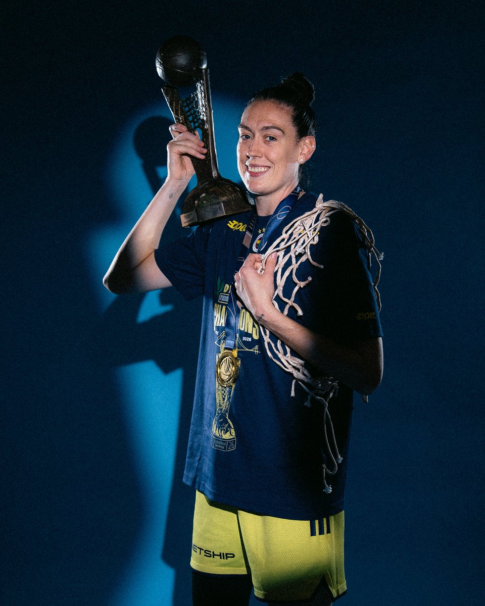 ʀᴏᴏᴋɪᴇ 👻 tweet media