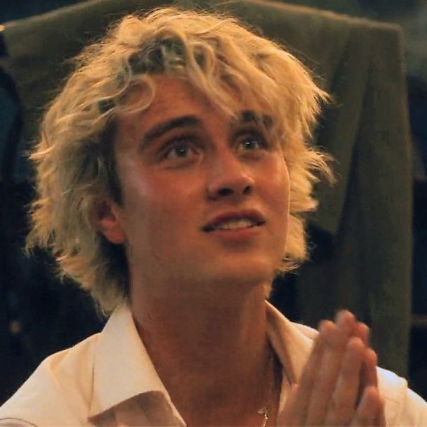 𝐧𝐚𝐭𝐚𝐥𝐢𝐚 🪿| haydove tweet media