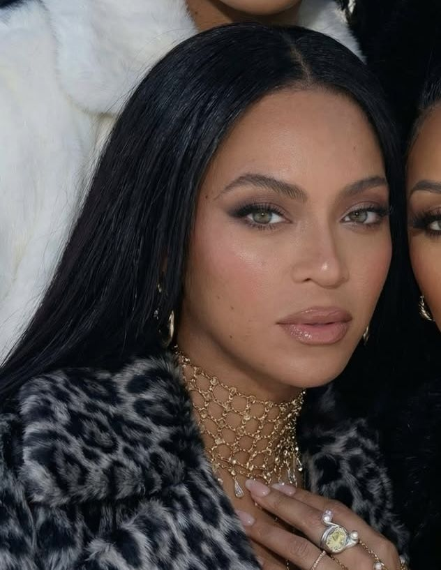 𝐂𝐚𝐬𝐩ɘ𝐫🧃 tweet media