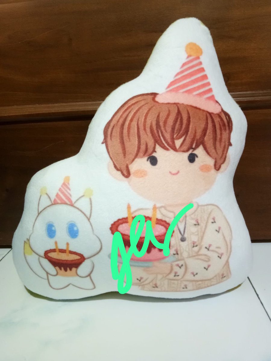 HELP RT ✨✨

open po bantal karakter
ukuran 20x30 cm

price dan details by DM 💛
yang kemaren nanyain ini udah bisa yaa yang mau po