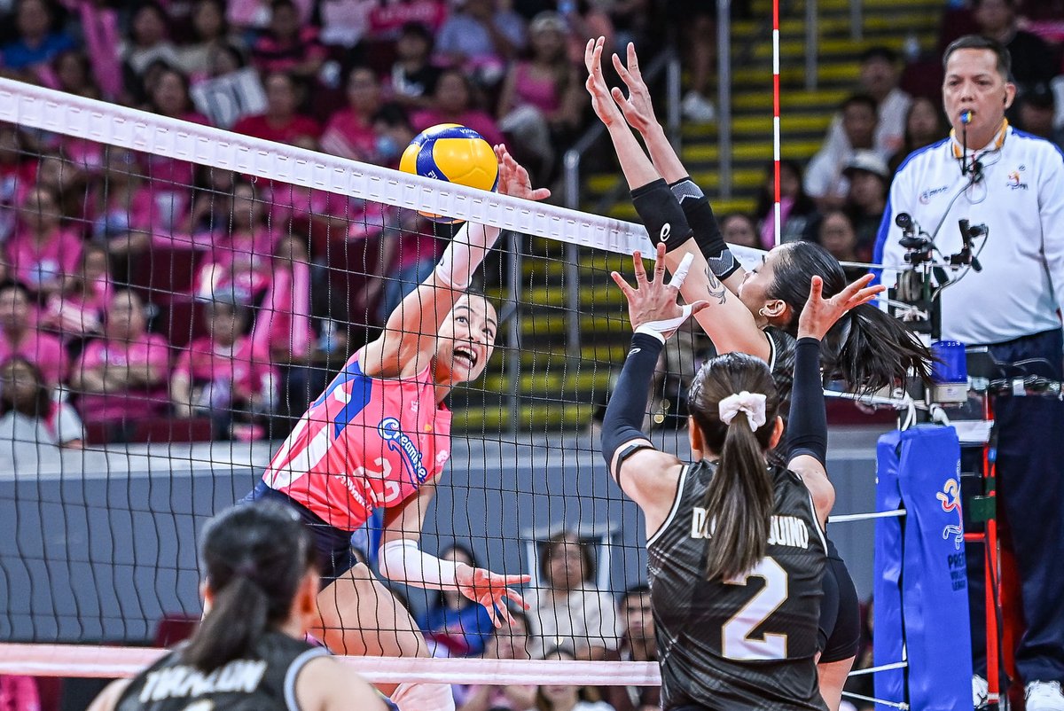 tiebreakertimes's tweet image. Creamline and Cignal open a tightly projected #PVL2026 Finals Game 1 with near-even betting odds, as experience meets hunger | By @jonashdcd

#ReadMore 👉 tbti.me/s22vzi