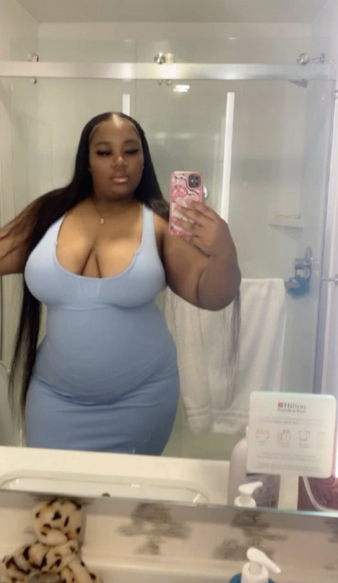 amaraixgb's tweet image. I don’t chase, I attract.. and baby let me tell youuuu! I do it go 😻💋 #lgbtq #gay #onlyfans #sexy #textme #Straight