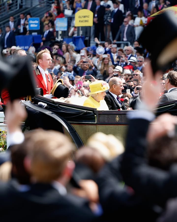 Ascot Racecourse tweet media