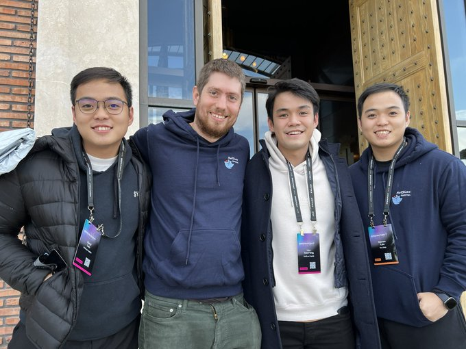 cocoahomology's tweet image. Today meet #layerzero #cofounder
Nice person..
Talk about #CompensationPlan #big #news
Coming soon...
@PrimordialAA @LayerZero_Labs