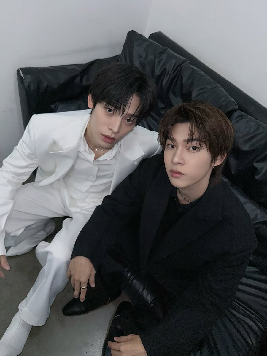 CRUSH ON TEETEE tweet media