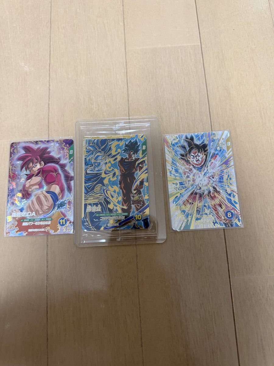 シアン tweet media