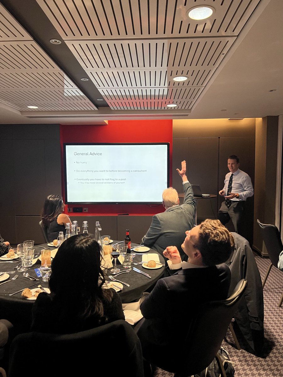 GLINT_Research's tweet photo. Last week we hosted our fully booked educational event ‘Passing the scope- your guide to consultant applications’. Four consultants took trainees through their gold dust tips on securing a consultant post, over a complimentary three course meal! Join us next time. #GLINTresearch https://t.co/huBzbztkVq
