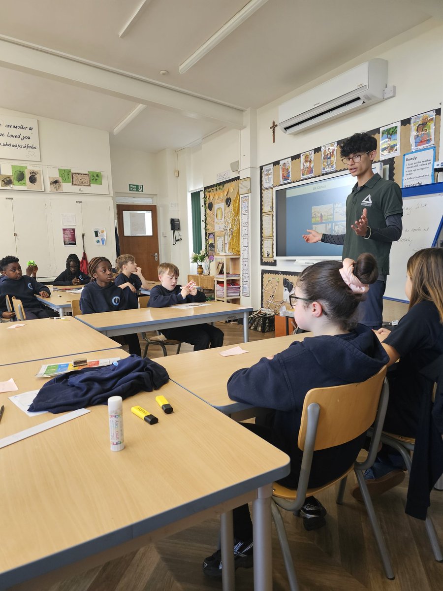 St Anne's Primary tweet media