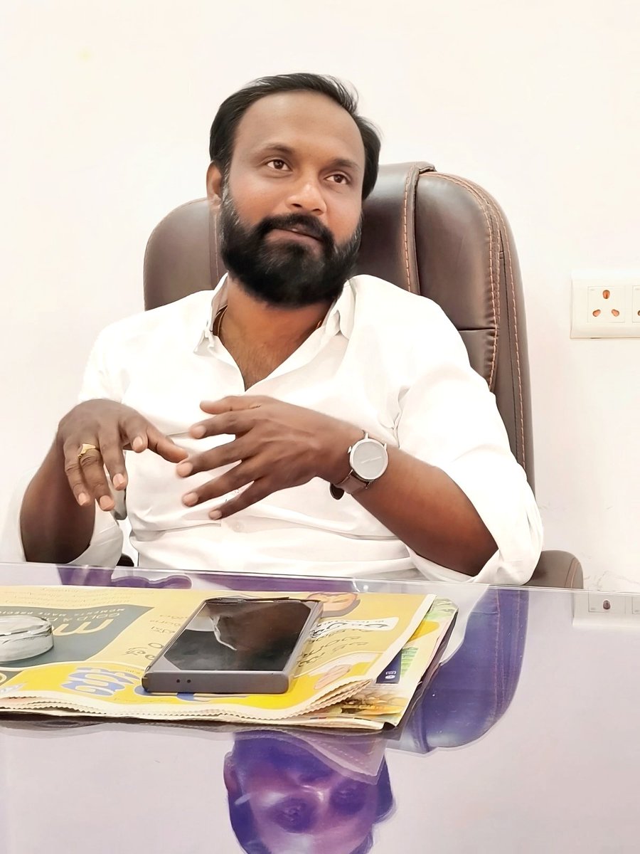 దొరలారా! మీ కుర్చీలాట కోసం బహుజనుల బతుకులతో ఇంకెన్నాళ్లు ఆడుకుంటారు? 
​ఒకాయన 'చంపుతా' అంటాడు, ఇంకొకాయన 'ఉరేయిస్తా' అంటాడు. మీ తిట్లతో మా కడుపు నిండుతుందా? నేరెళ్ల దళితులకు మీరు చేసిన న్యాయం ఏంటి? 
​బిర్యానీ ప్యాకెట్లకు మన ఆత్మగౌరవాన్ని తాకట్టు పెట్టొద్దు. మన ఓటు.. మన అధికారం!