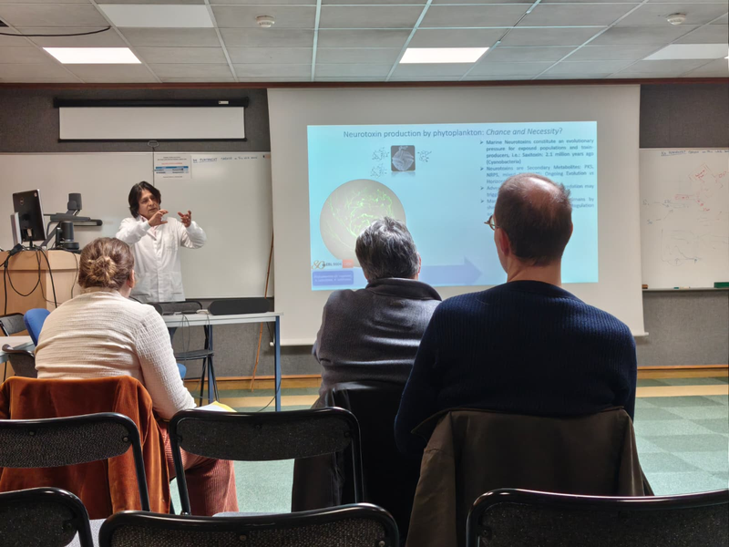 beap_mar's tweet photo. 🧬 Exciting hands-on learning at CEA!

As part of the NRBCE Master's programme Dr Romulo Aráoz led training on cutting-edge neurotoxin detection methods.

This type of training is essential for protecting public health. Great to see BEAP-MAR supporting practical, applied research https://t.co/tw13Qh0X4f