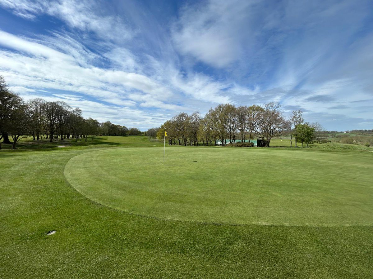 gregevansmg's tweet image. April is the ‘transition’ month between winter, renovations &amp;amp; the playing season. Busy start to the month with agronomy visits to Stratford, Grims Dyke, Skylark, Chadwell, Nevill &amp;amp; Sandwell ⛳️ 🏌️‍♂️ 

#greenkeeping #greenkeeper #golf #golfcourse #agronomy