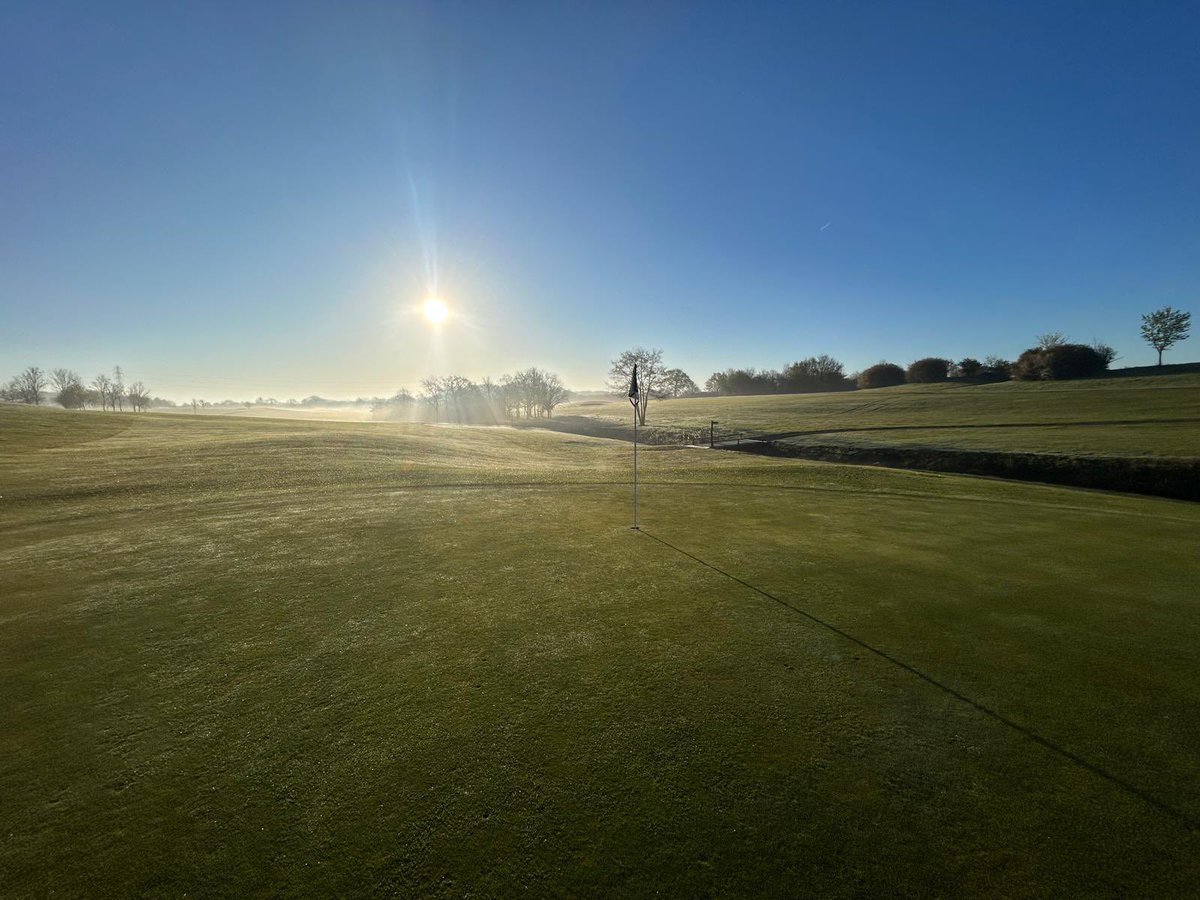 gregevansmg's tweet image. April is the ‘transition’ month between winter, renovations &amp;amp; the playing season. Busy start to the month with agronomy visits to Stratford, Grims Dyke, Skylark, Chadwell, Nevill &amp;amp; Sandwell ⛳️ 🏌️‍♂️ 

#greenkeeping #greenkeeper #golf #golfcourse #agronomy