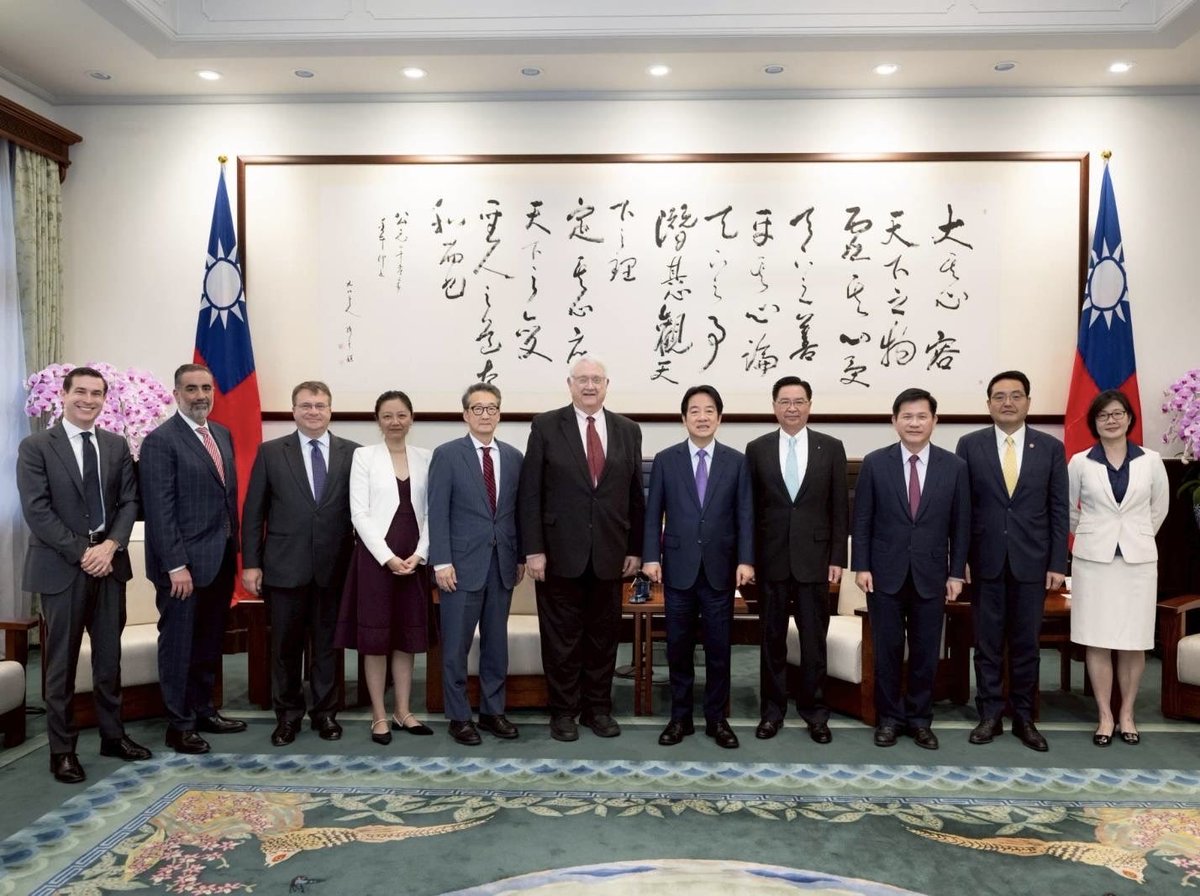 ChingteLai's tweet image. Warmest greetings to friends from @CSIS led by President John Hamre. We deeply value their work on issues crucial for regional stability. Committed to peace through strength, #Taiwan will continue investments in its defense capabilities alongside close cooperation with the US.
