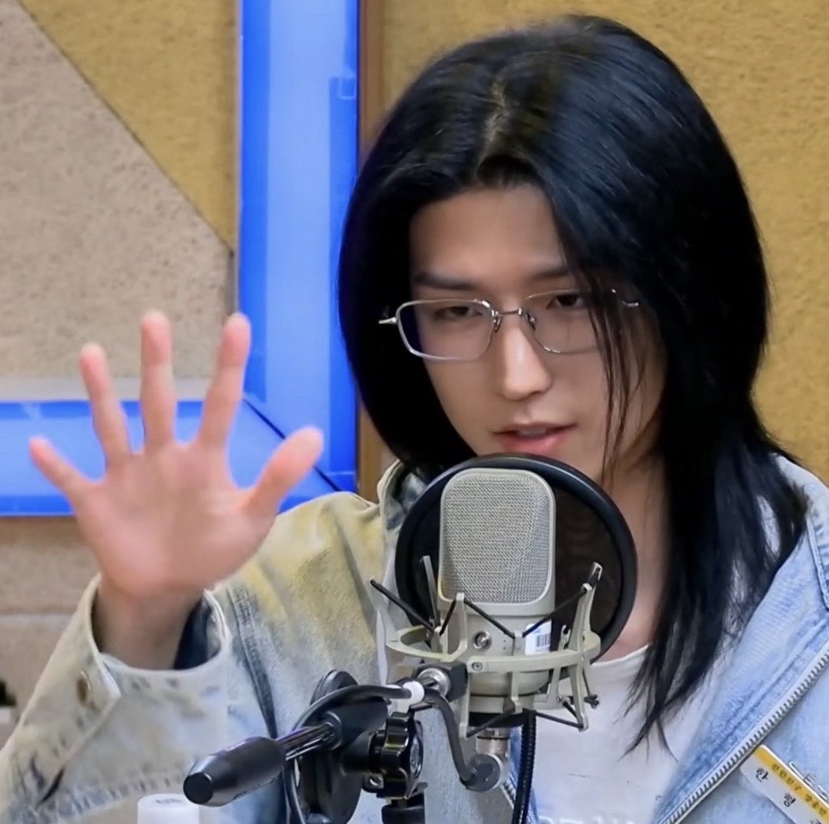 XintaHmati tweet media