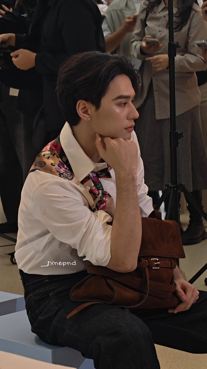 ดาด้าห์ อิ้อิ้ซ่าห้าห้าบวก :) tweet media