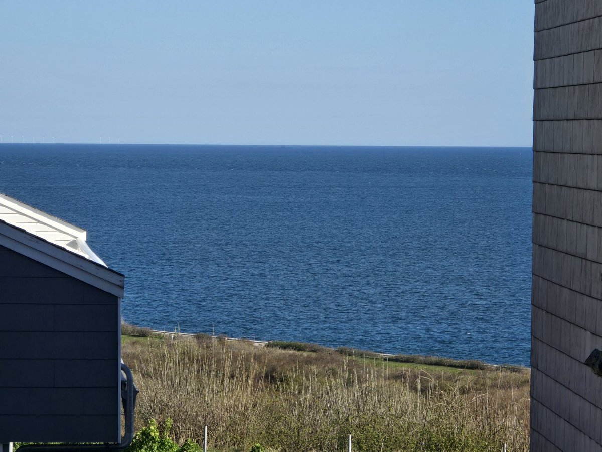 ixxim's tweet image. Blick auf die Nordsee aus Küchenfenster und vom Balkon hier auf #Helgoland #Urlaub