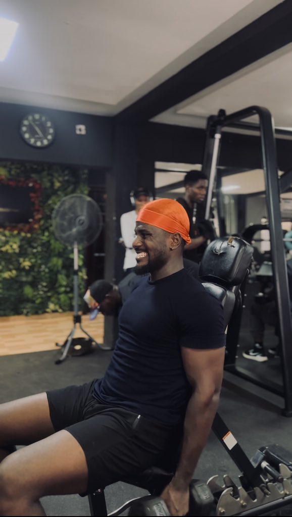 Not really my fav for real, baggy >>>