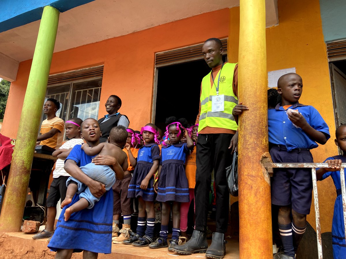 sisisoteltd's tweet photo. Because mentorship isn't about having all the answers. It's about being someone they can look up to. A steady presence. A word of courage. A reminder that they are not alone.
Every child deserves that. And it costs nothing but your time. #educationforall #educationmatters https://t.co/m3d5jueHJL