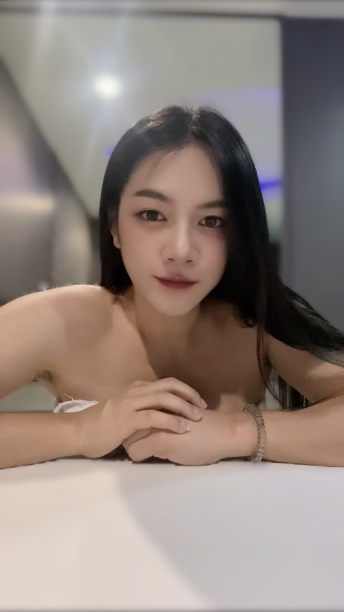 Nong Mei👅 (สาวสองนะ) tweet media
