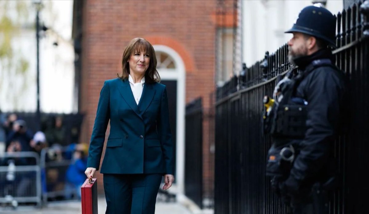 ploutawealth's tweet image. No stamp duty hike in 2026.
So why are buyers paying more?

Because thresholds are frozen.
Prices aren’t.

That’s fiscal drag and it’s costing £1000s.

👇
plouta.com/financial-well…

#UKProperty #StampDuty #PloutaWealth  #FinanceGoals