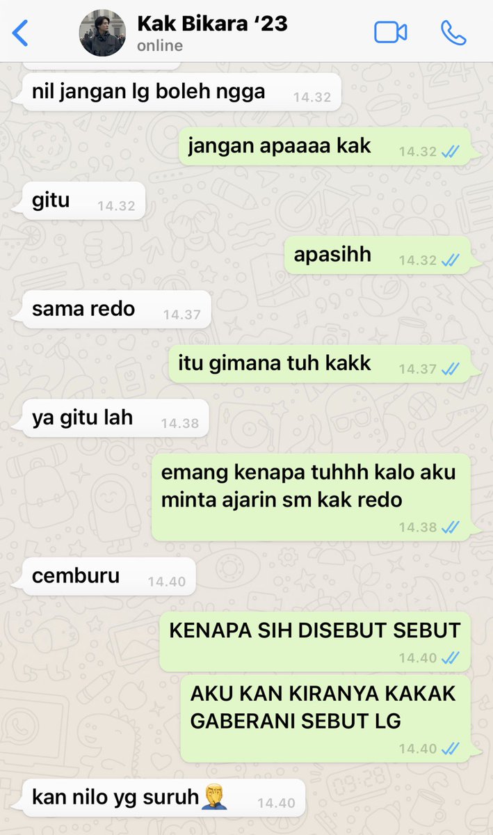 Selamat Biru Samudra Universe 🦷

— (6) Rasa cemburu yang baru kali ini dimengerti sama Bikara. Gini ya rasanya rupanya? 😔

⭐️ nomin few tweets AU