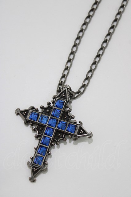 Moi-meme-Moitie / 薔薇レースストライプジャボ付きブラウス　￥19.800(税込)　
Moi-meme-Moitie / ブルージュエル十字架ペンダント　￥11.000(税込)
入荷しました❤