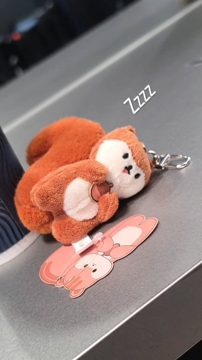 ArabicHoseok's tweet image. 260421 ⇃🗒️↾

تحديث هوسوك عبر قصة حسابه بإنستقرام. 

#제이홉 #JHOPE #HOSEOK