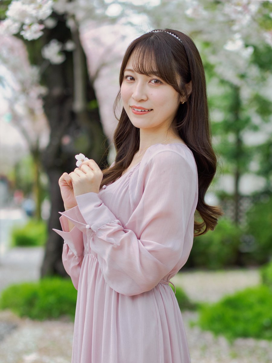 S10Okazaki's tweet image. #まなえ さん(@manae_photomo) #PHOTOMO撮影会 ハドソンスタジオ Vol. 16
大人気モデルのまなえちゃんを約2ヶ月ぶりに撮影してきました😂念願の桜とのコラボ撮影が実現したのでスタジオ周辺の屋外撮影編から投稿します🌸良い表情は、信頼関係がベースですね❤️#OM1 #LuminarNEO #ポトレモデル
