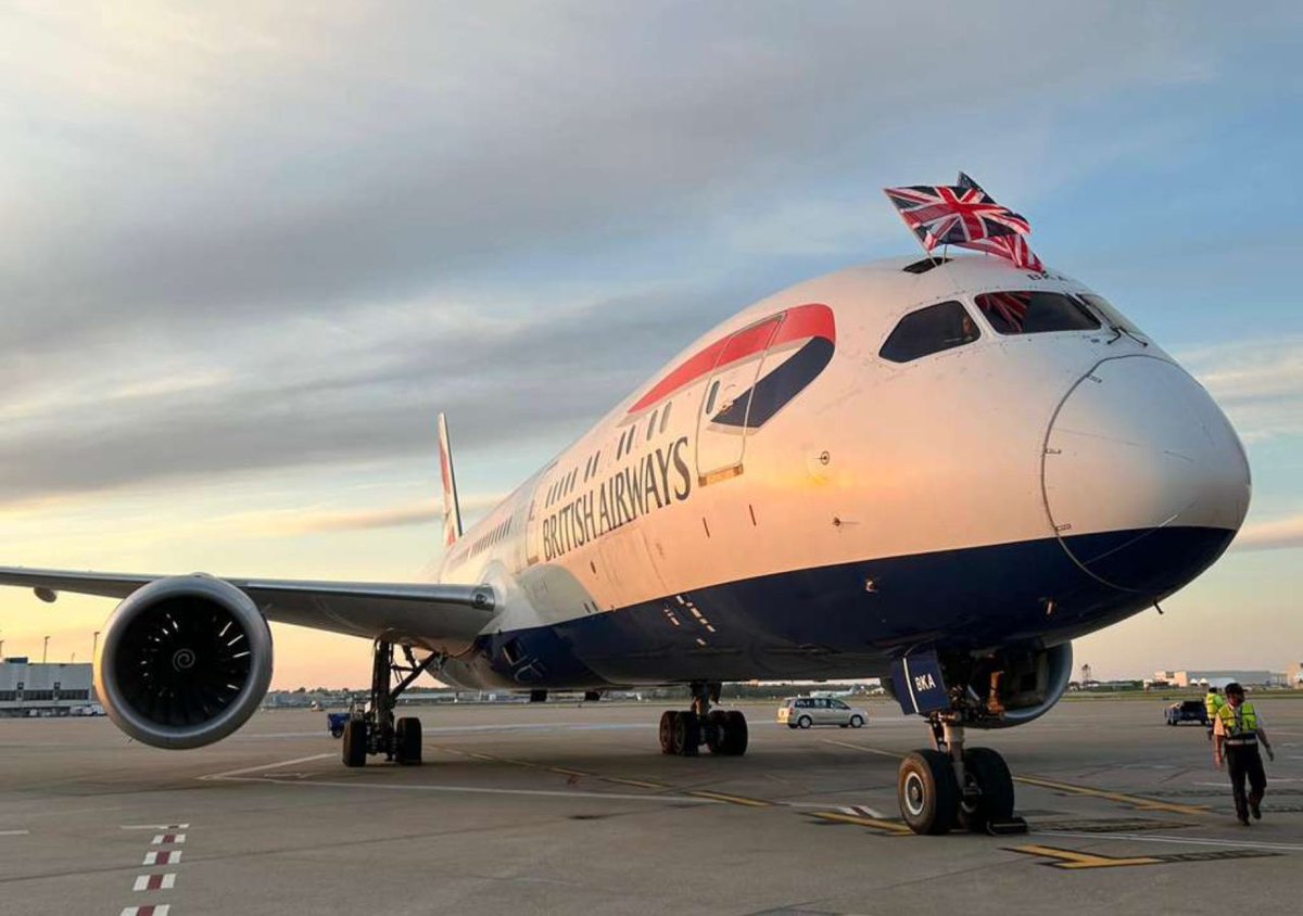 Gate7aviation's tweet image. Lancement de deux nouvelle destinations pour British Airways : Saint Louis 🇺🇸et Guernesey 
 
#StLouis est devenue la 27e destination de #BritishAirways aux États-Unis. La ligne sera assurée quatre fois par semaine depuis Londres Heathrow pendant la saison estivale.
 
#Guernesey a