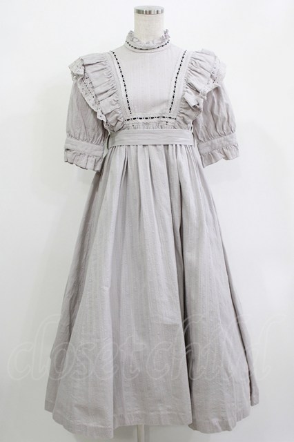 Sheglit / "Edelweiss"サマードレス　￥22.000(税込)
Sheglit / カスミソウレースワンピース　￥22.000(税込)　
入荷しました❤