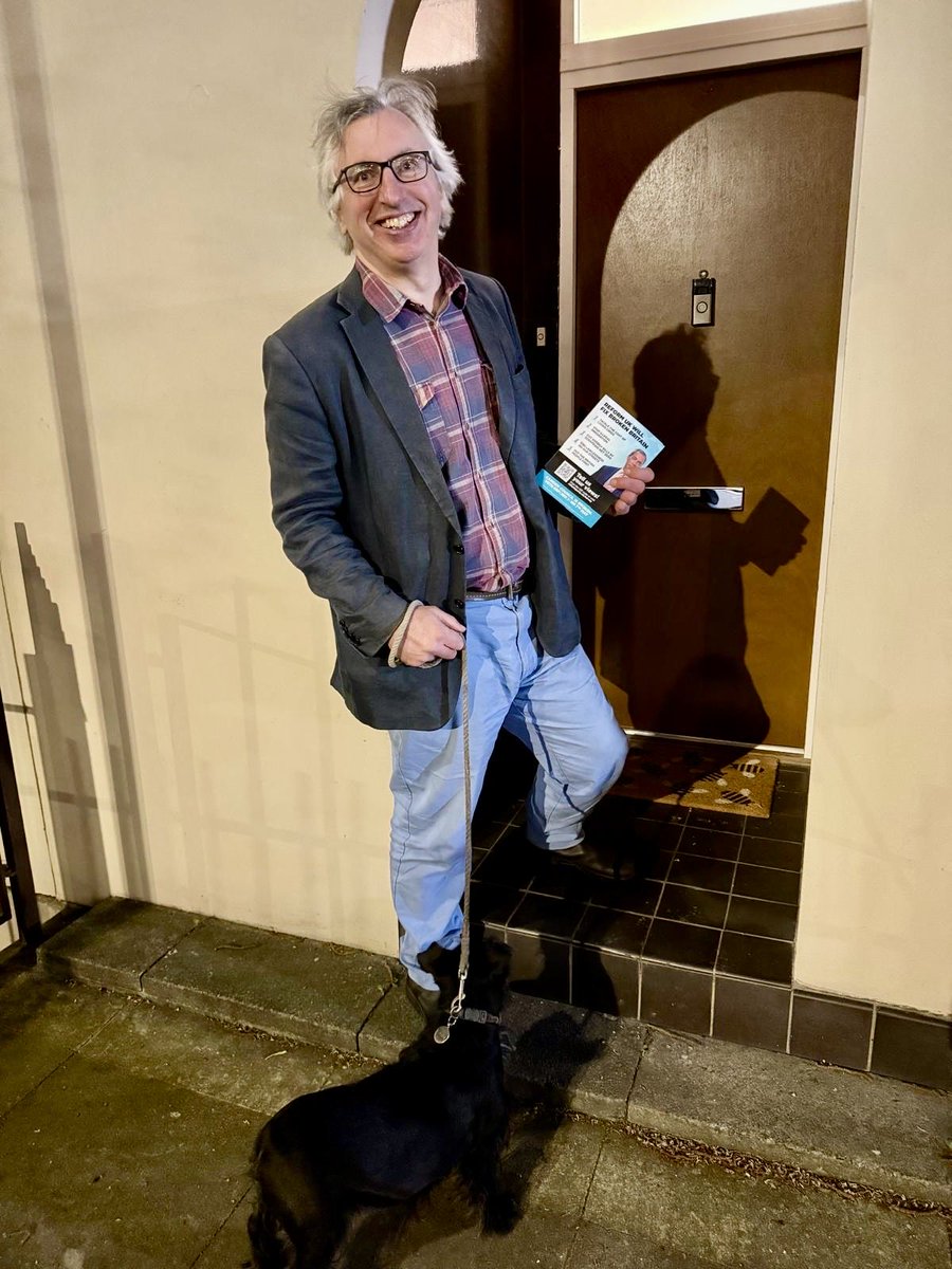 ReformCamden's tweet photo. Covent Garden &amp; Holborn Candidate Jack Knott Bower, in the community knocking doors and speaking directly to residents understand what really matters.Listening, engaging,and working on community solutions 🗳️Vote Reform UK on May 7th. #ReformUK #CoventGarden #Holborn #LocalVoices https://t.co/o8dMxM5vYt