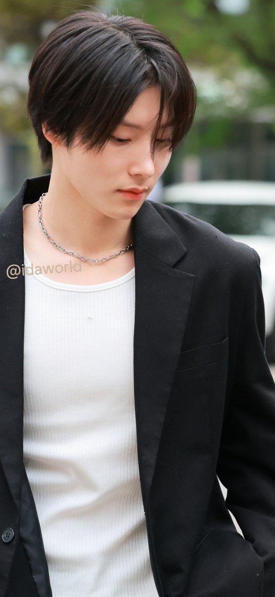 20260417

#하츠웨이브 #hrtzwav #riaan #리안