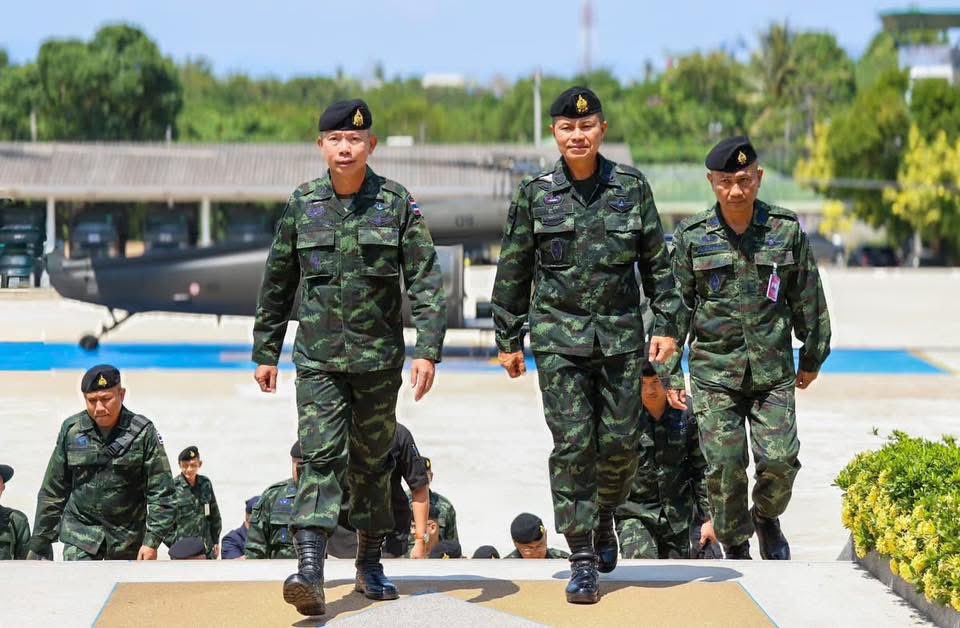 °หึ° tweet media