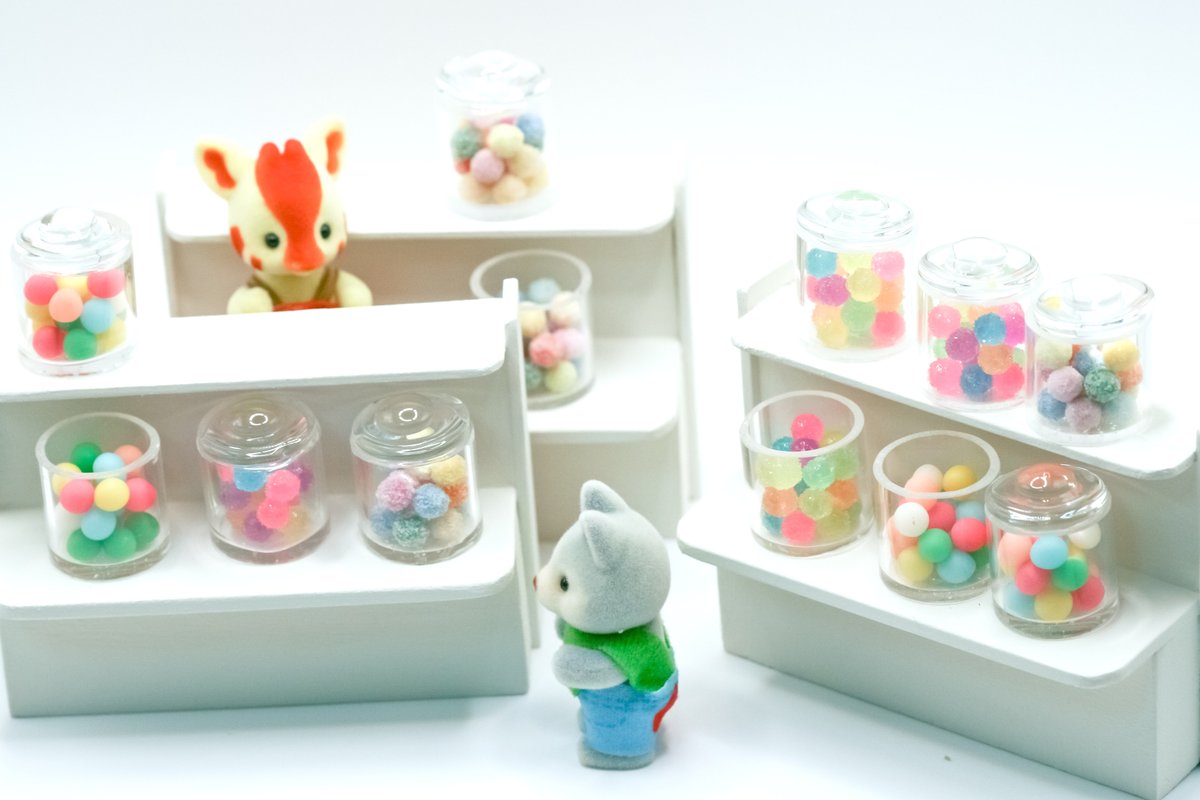 🍭お店に並べるキャンディ　ただいま点検作業中
＃ミニチュアフード　＃ミニチュア　＃制作過程