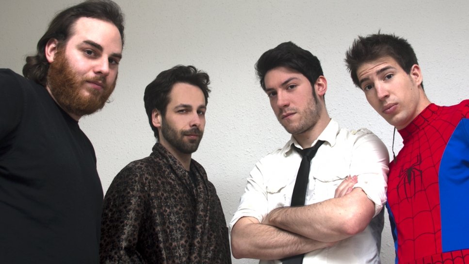 Pocos recordarán. 

Historia.