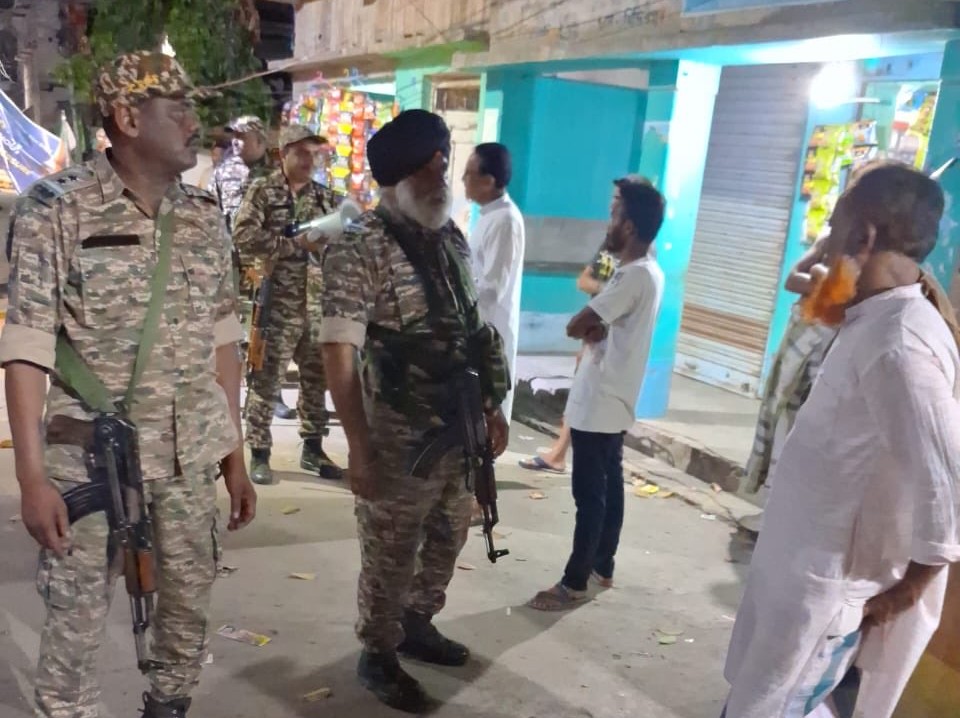 life_soldiers47's tweet image. Sensitive polling booths identified in West Bengal elections; security handed to CRPF for safe voting. #WestBengalElections #CRPF #SafeVoting