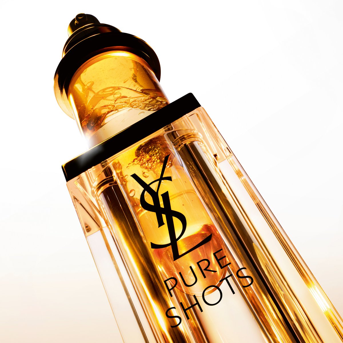 YSLBeautyJP's tweet photo. YSL No.1*美容液
「ピュアショット ナイト リチャージセラム」

今だけ、ご購入の方に「ピュアショット イドラ エッセンス ローション 30mL」をプレゼント。

この機会を始めるきっかけに。

*YSLにおいて。2020年～2026年3月末時点累計個数。販売実績より。