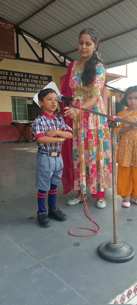 HuttiKv's tweet image. आज हमारे विद्यालय में “विद्या प्रवेश” कार्यक्रम के अंतर्गत कक्षा 1 के बच्चों ने मंच पर आकर आत्मविश्वास के साथ अपना परिचय प्रस्तुत किया। 🌟
नन्हे बच्चों का उत्साह और आत्मविश्वास देखने लायक था।

#VidyaPravesh #SchoolActivities #StudentConfidence
