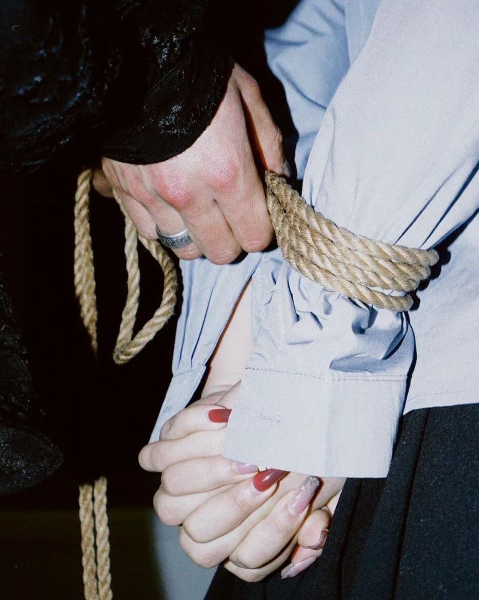 𝕊𝕔𝕙𝕒𝕕𝕖𝕟𝕗𝕣𝕖𝕦𝕕𝕖 𝔻𝕠𝕝𝕝 tweet media