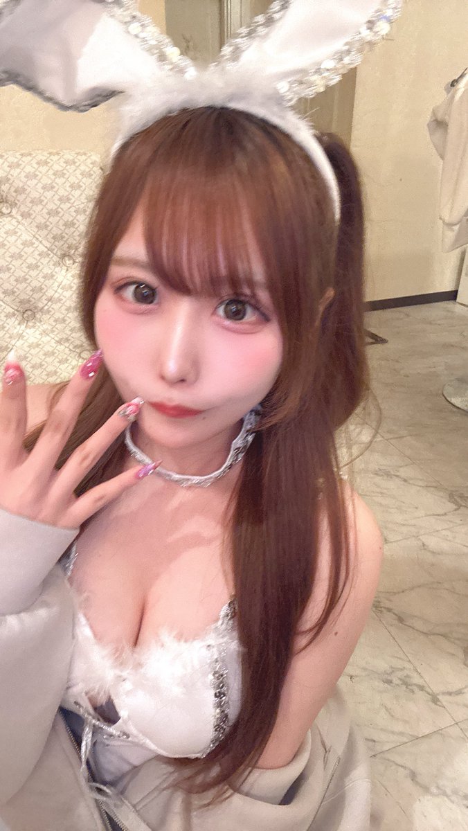 ぴにゃ tweet media