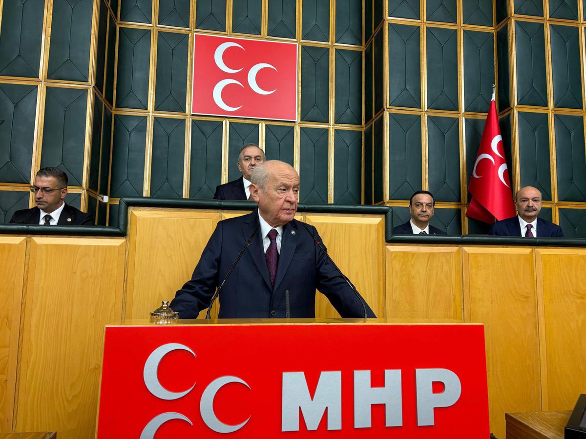 Bir çocuğun zihninde şiddet, öfke, yalnızlık ve taklit arzusu aynı anda birikiyorsa; orada yalnız ceza hukukunun konusu bulunan bir fiil meydana gelmez, aynı zamanda toplumun dikkatle okuması gereken bir işaret verir. Modern çağın tehlikeleri, çoğu zaman eski çağların tehlikeleri