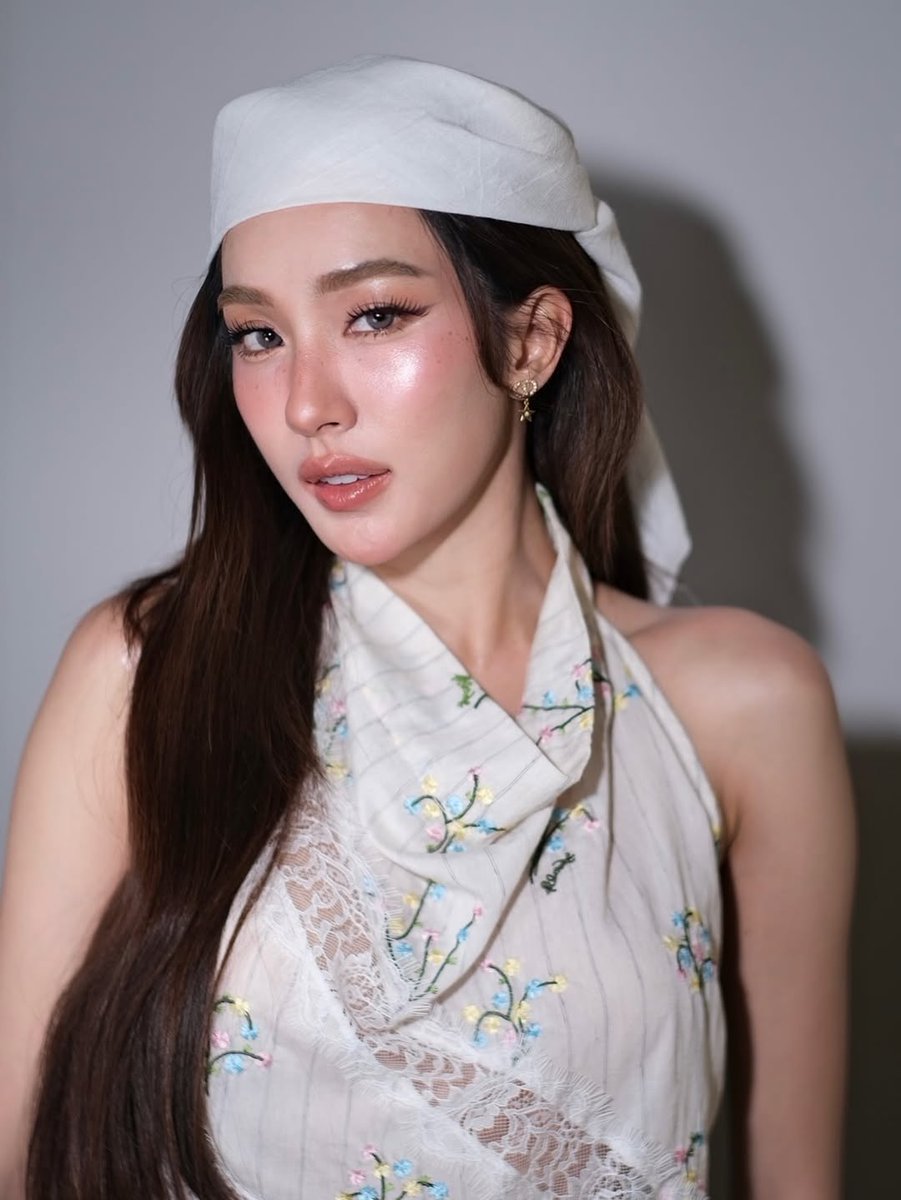 EnjoyLight tweet media