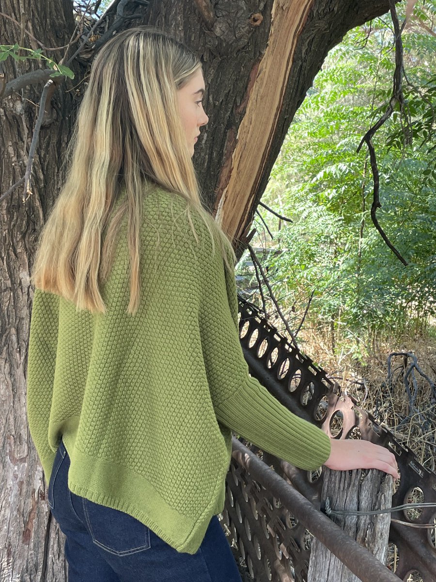 Brigidmcl's tweet photo. The Milla Crop Wool Sweater in moss green. Crafted from 100% Australian merino wool and also available in navy. This piece is part of our newly released merino wool knitwear range, just in time for your new winter wardrobe. Explore in store or online. 
https://t.co/aIczZt27OE https://t.co/sgpfAwESrX