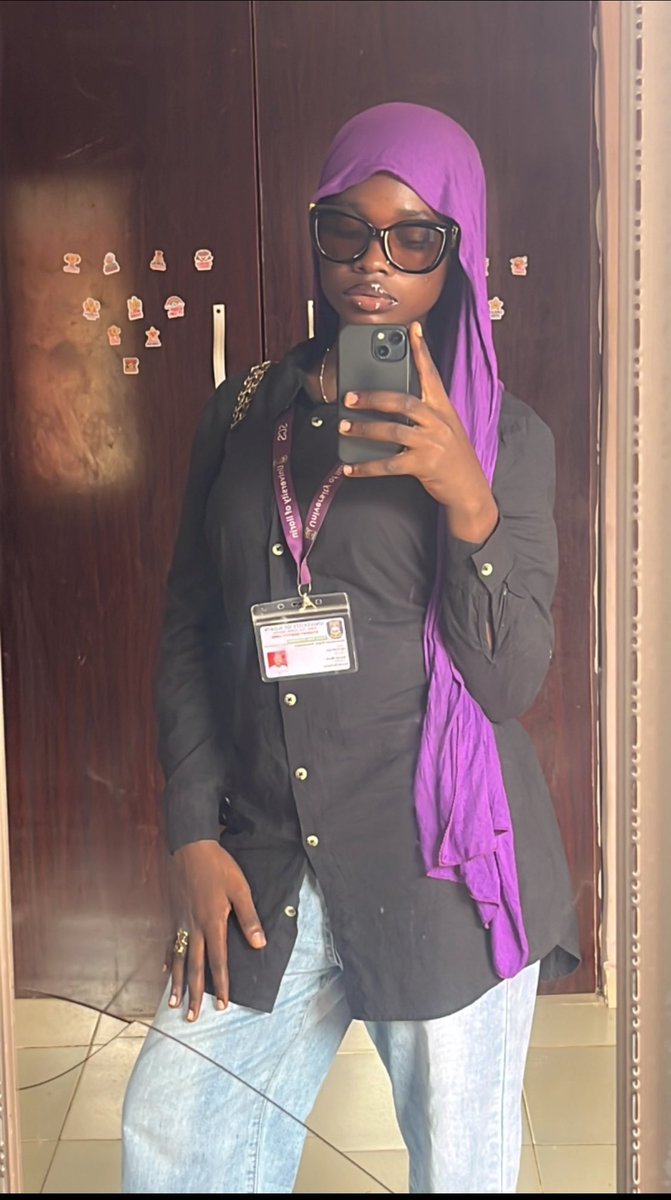 Aliyahbolanle's tweet image. Good morning friends of Aliyahhhh
My department said we’re going on a field visit today✨💜
#socialwork