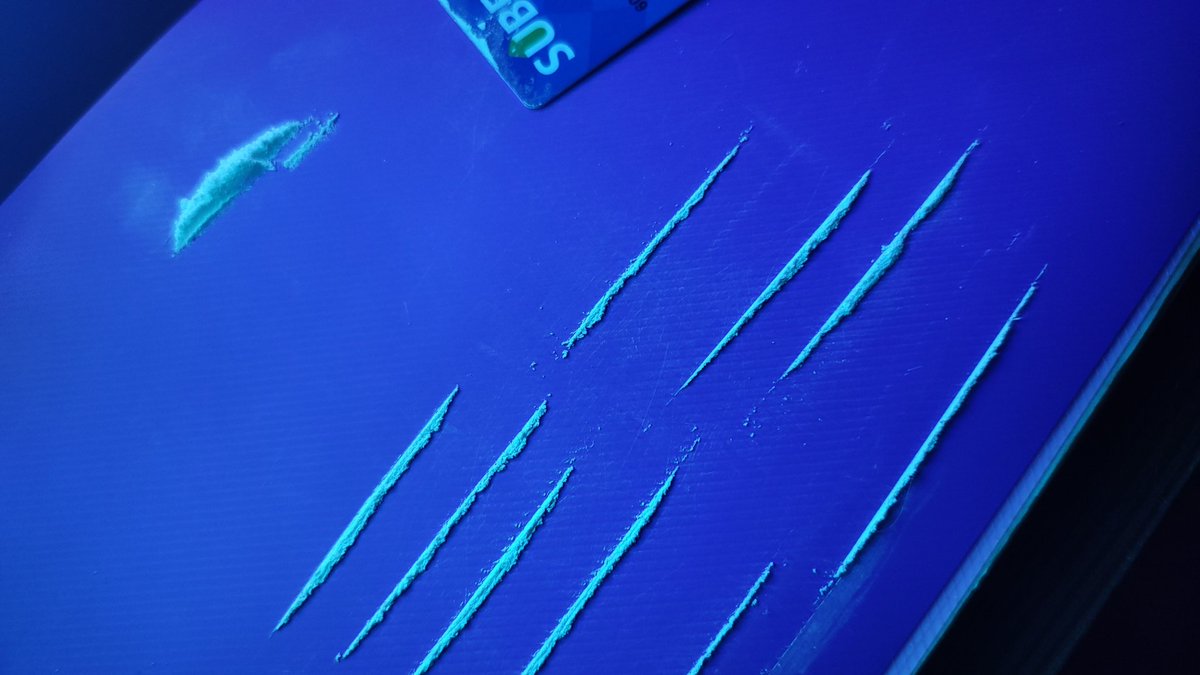 queerasf22's tweet image. Después de unas buenas pajas, unas lindas líneas

#drug #cocaine #merca #mm